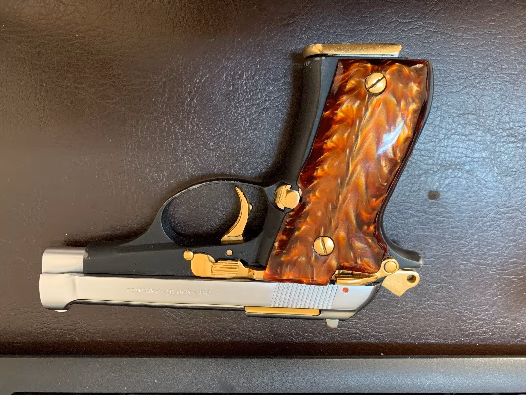BERETTA F81
