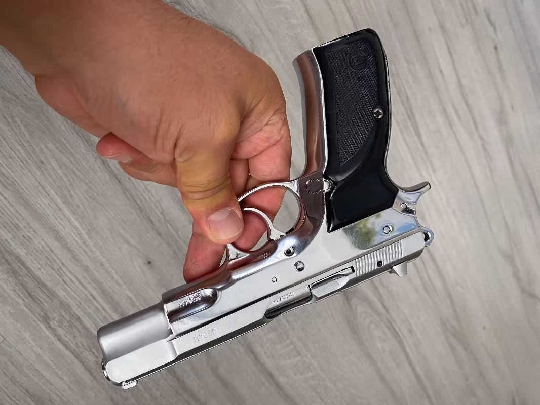 Emekli polisten