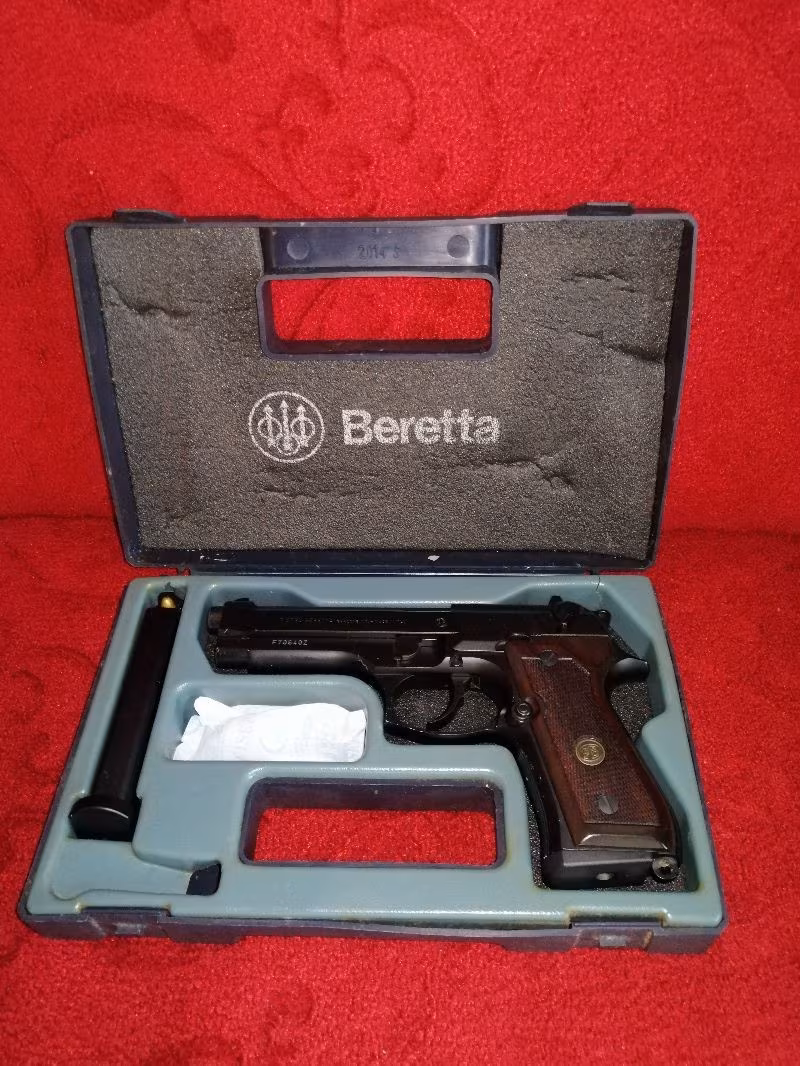 ACİL İHTİYAÇTAN SATILIK BERETTA F92 KUTUSUNDA SIFIR AYARINDA