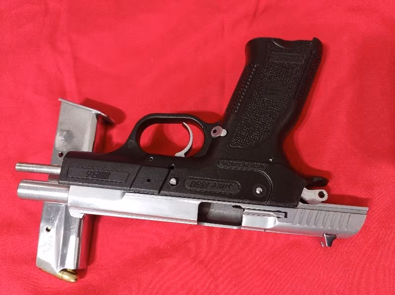 SARSILMAZ B 6
