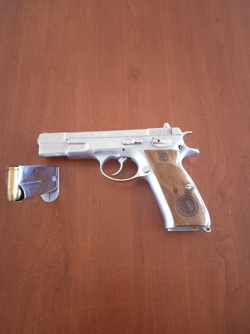 RUHSAT SAHİBİNDEN CZ75