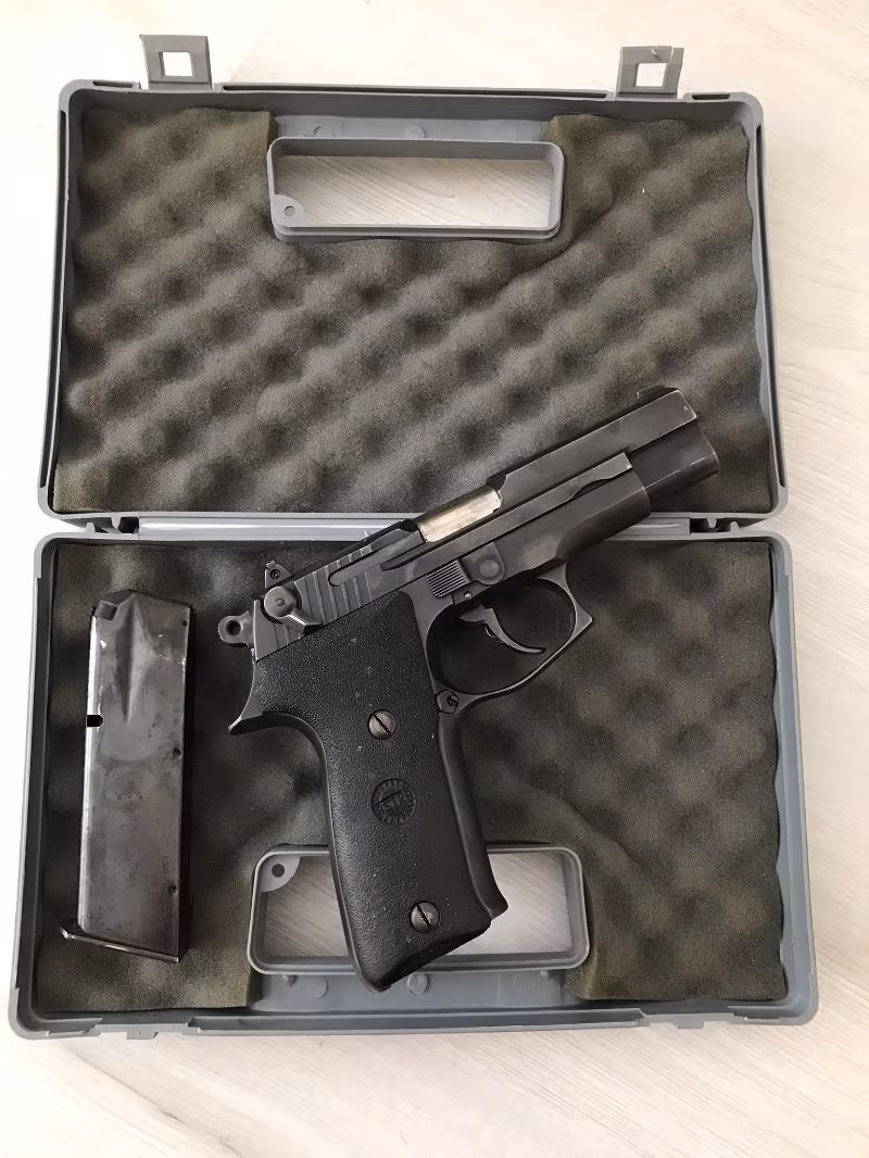 Emekli Personelden Taşıma Ruhsatlı Astra A-900 XS