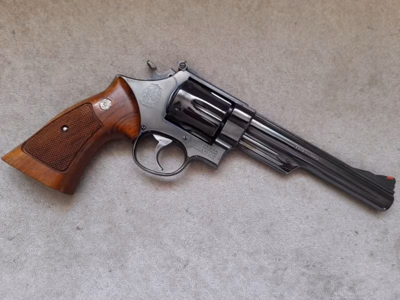 SMİTH&WESSON MODEL 29 - 44 MAGNUM