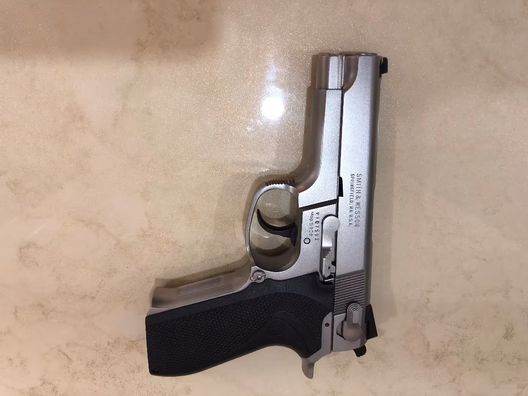 Smith wesson 5906