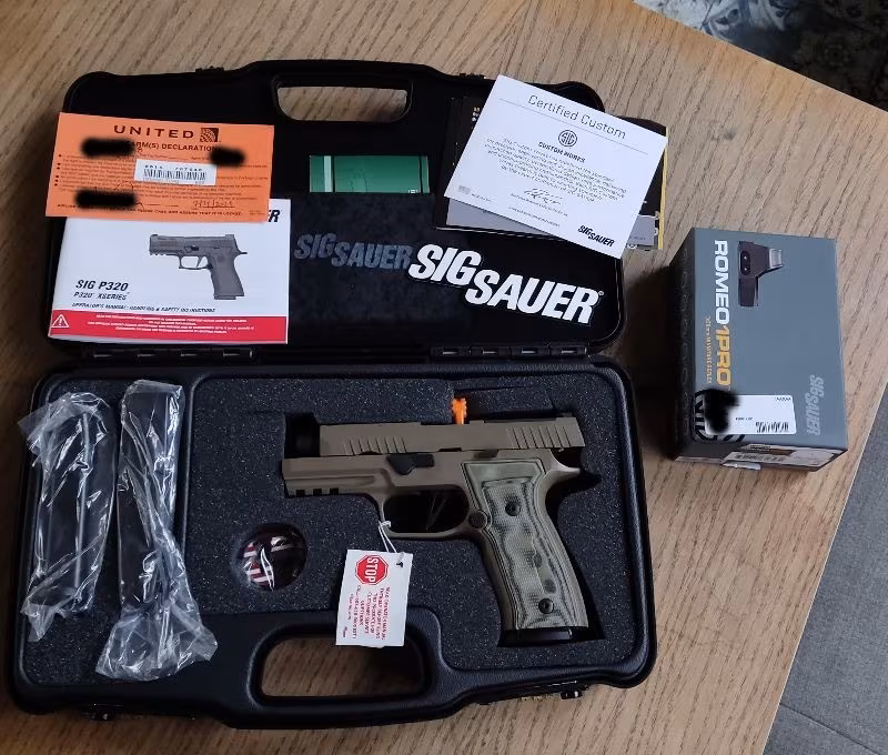 Sig Sauer P320 AXG Scorpion - (ROMEO 1 PRO Miniature Open-Reflex Red Dot Sight)
