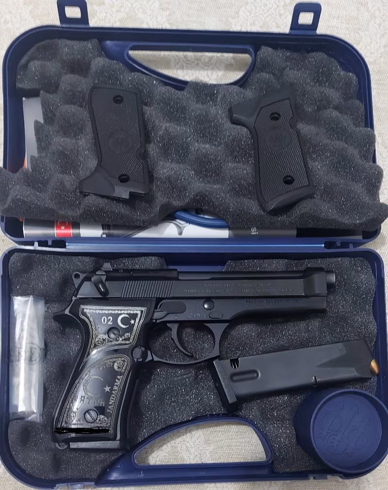 ASKERİ PERSONEL DEN TEMİZ BARETTA FS 92