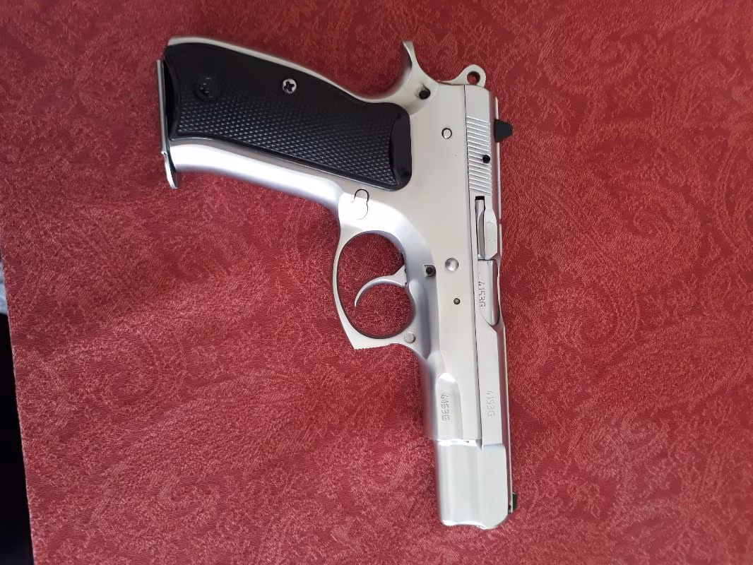 Emekli Emniyet Personelinden Orjinal CZ 75
