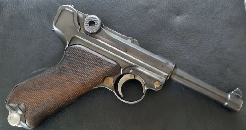 LUGER P08 -(MAUSER)