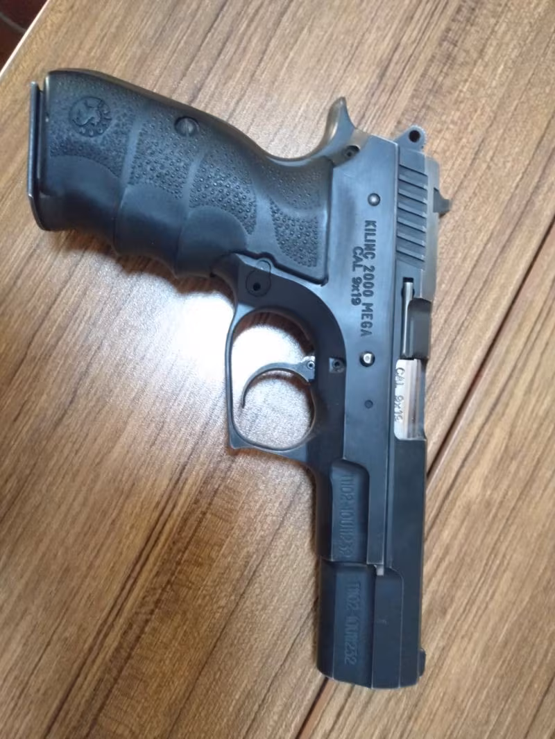 kılınç 2000 mega SİYAH MAT 2 yıl garantili 15/10/2020 DE ALINDI