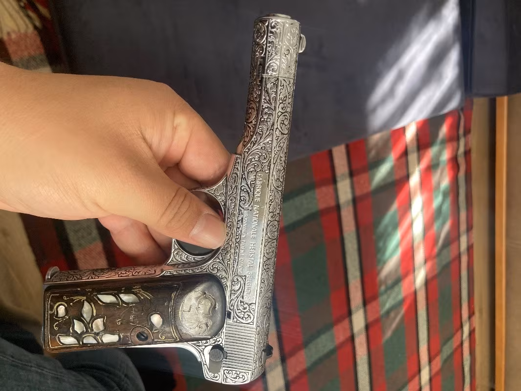 Yüzüklü Browning