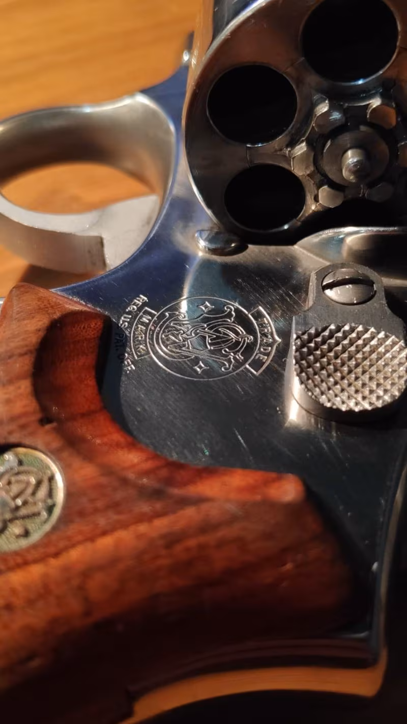 SMİTH WESSON 357 MAGNUM 4 İNCH