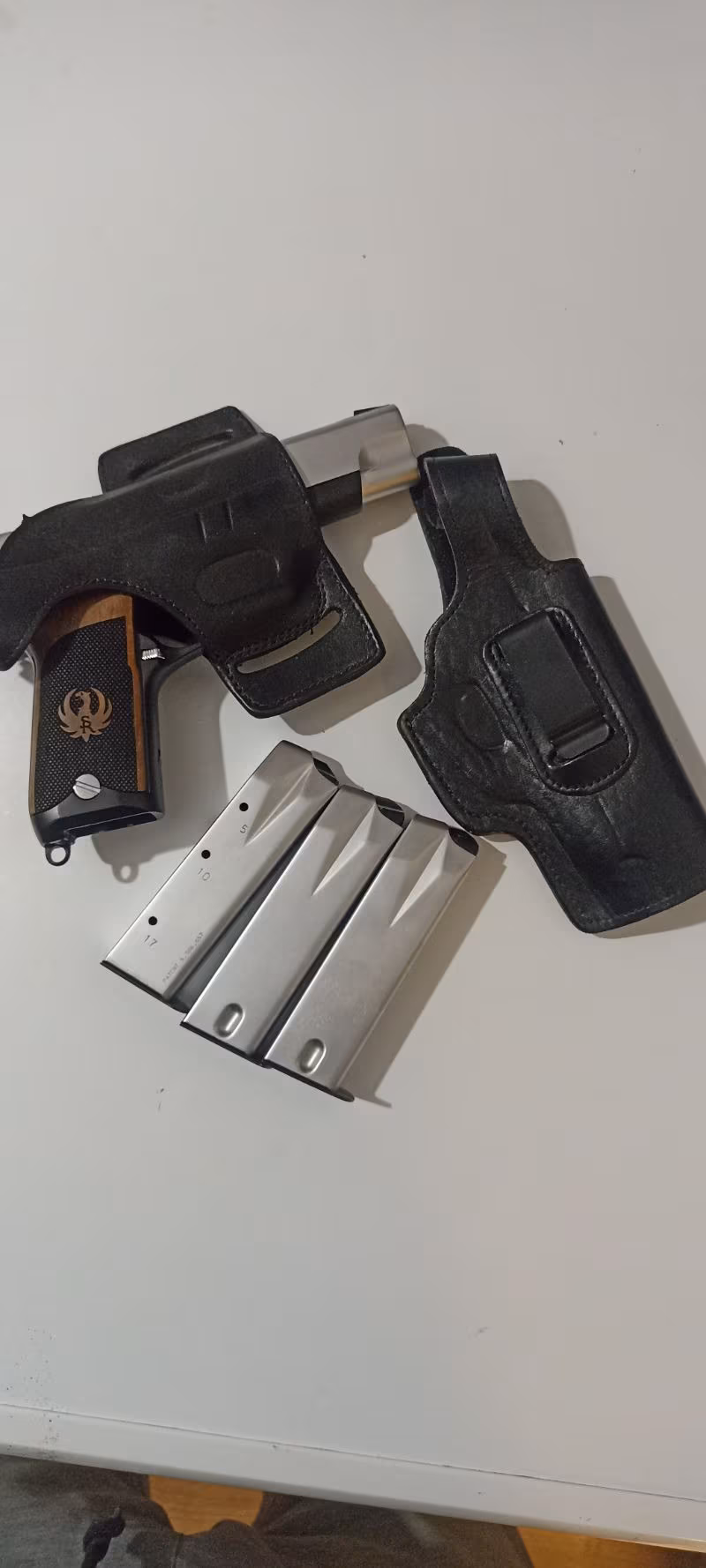RUGER P85