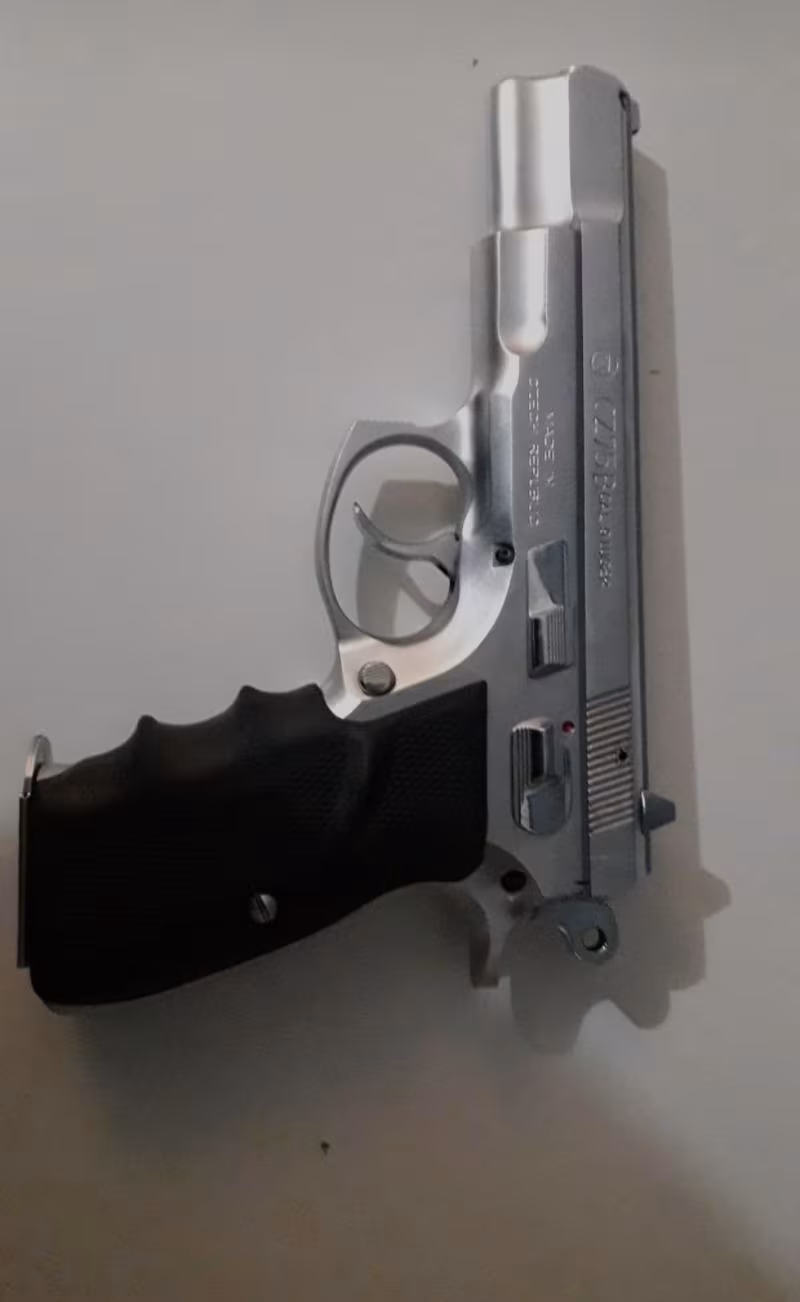 MÜKEMMEL TEMİZLİKTE CZ 75 B