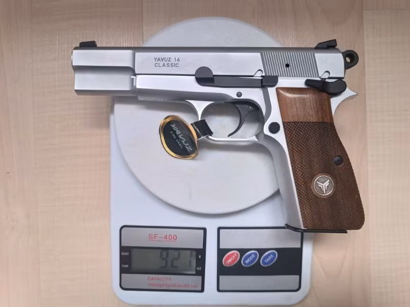 EMEKLİ EMNİYET GÖREVLİSİNDEN RUHSATLI SIFIR KUTUSUNDA HİÇ ATIŞ YAPILMAYAN  BROWNİNG HIGH POWER KLONU YAVUZ 14 KLASİK MAT KROM