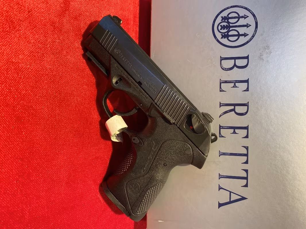 Beretta px4 storm 15+1