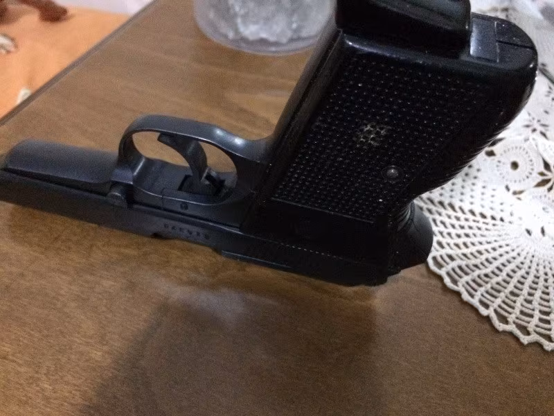 Satilik 7.65mm çapinda Tabanca Emekli emniyet mensubundan