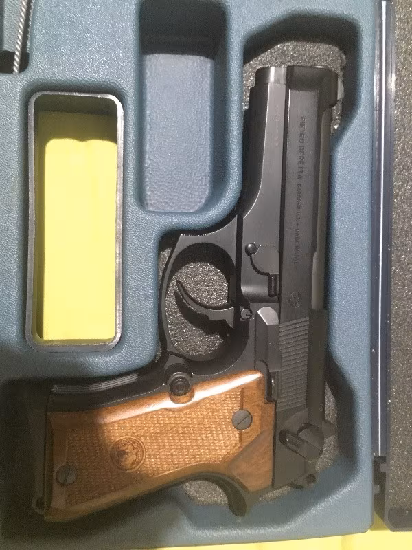 Acil satilik son fiyat. ithal beretta fs 92 compact