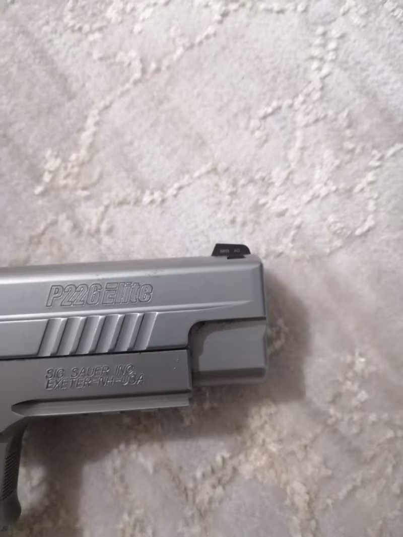 p226