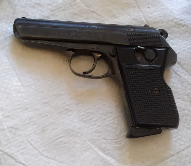 EMEKLİ ASTSUBAYDAN ÇEK VZÖR