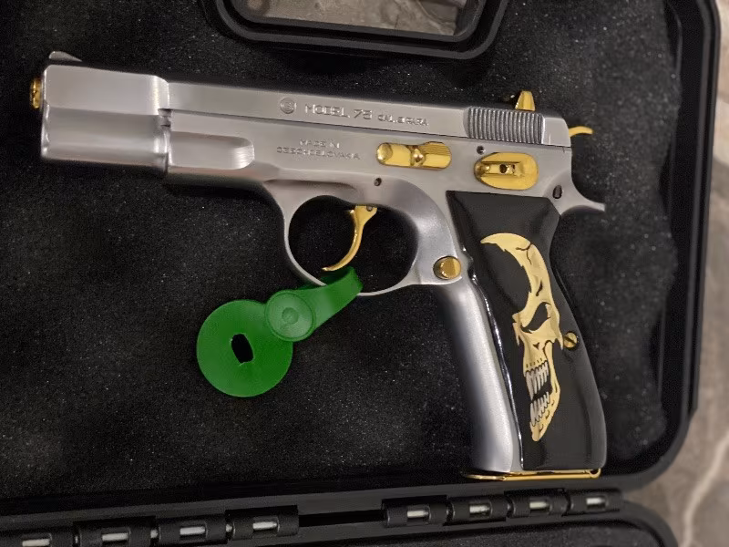 Hastasına cz75 A seri