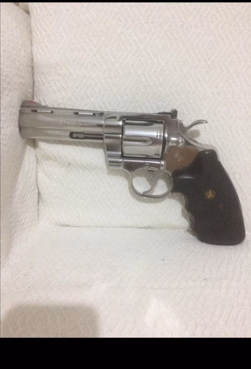 Satılık Ruhsatlı Colt piton