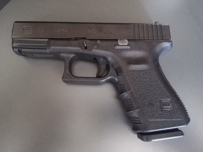 GLOCK 19