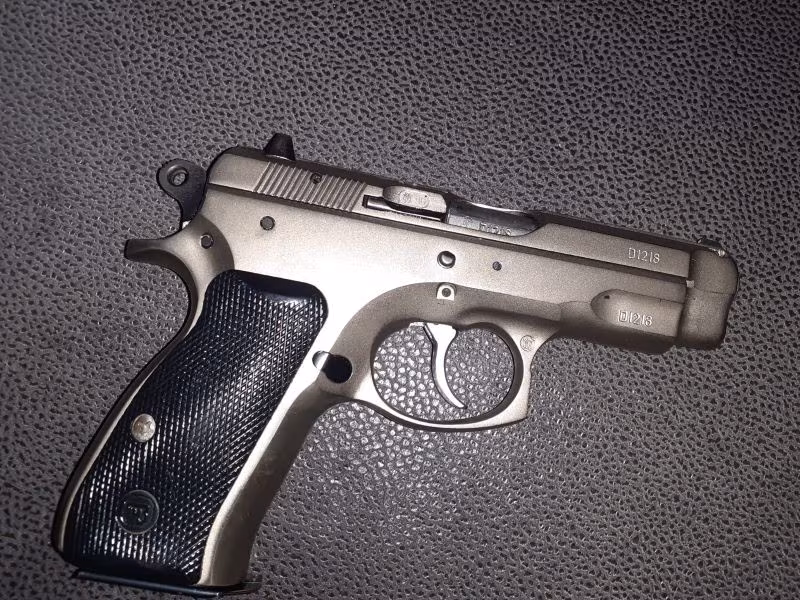CZ 75 COMPACT