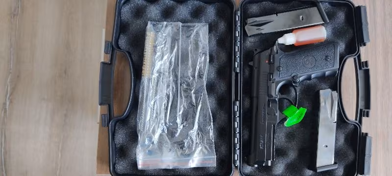 SIFIR KUTUSUNDA GİRSAN MC39 16 MERMİ KAPASİTELİ, PİCATİNİ RAYLI, 2 ADET MC GAR ŞARJÖR