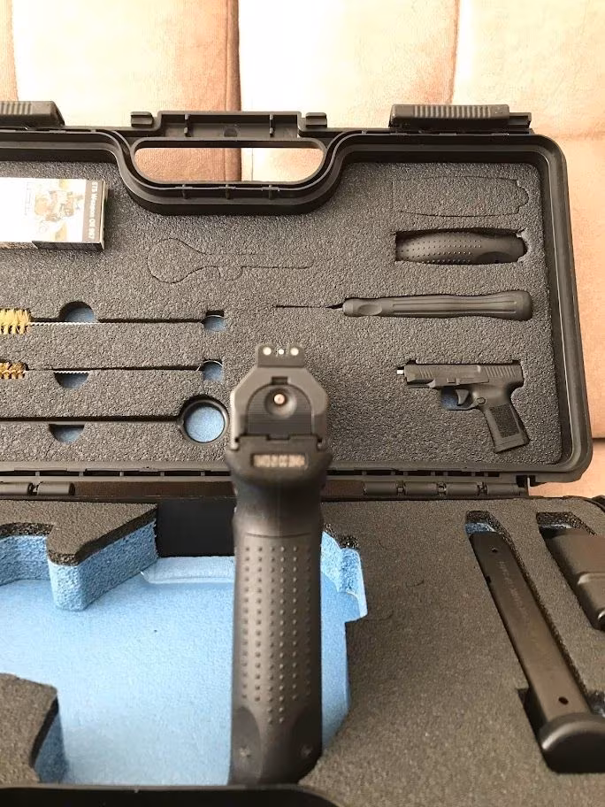 Polis Memurundan Canik METE SFT