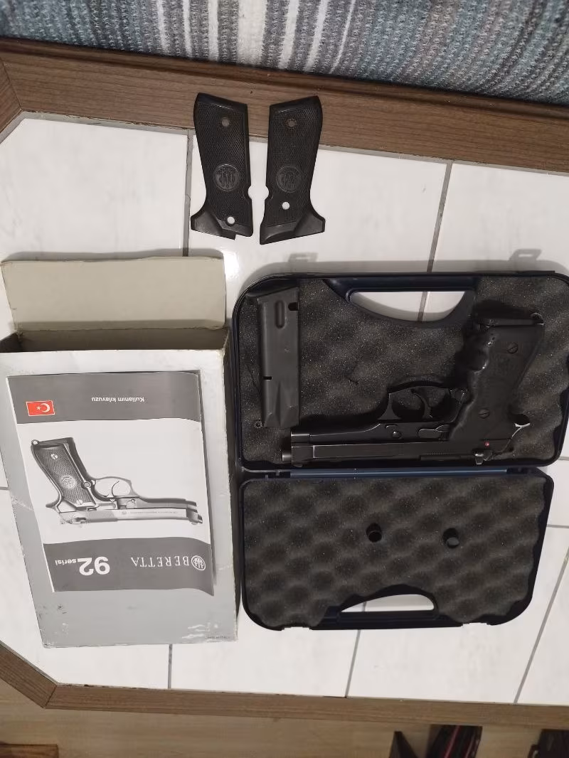 2012 üretim 9mm baretta