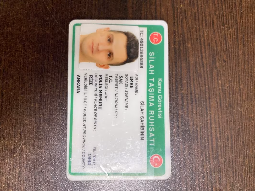 Kamu personelinden Sarsılmaz P8L altın işlemeli
