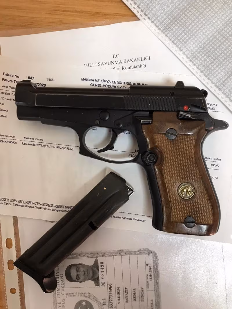 BERETTA F81