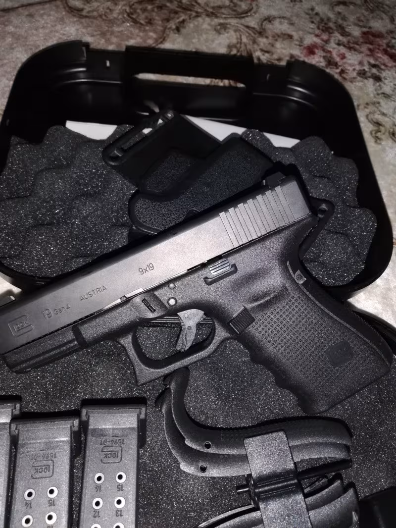 SIFIR  GLOCK 19