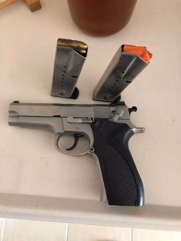 SMİTH WESSON 5906 SERİSİ…