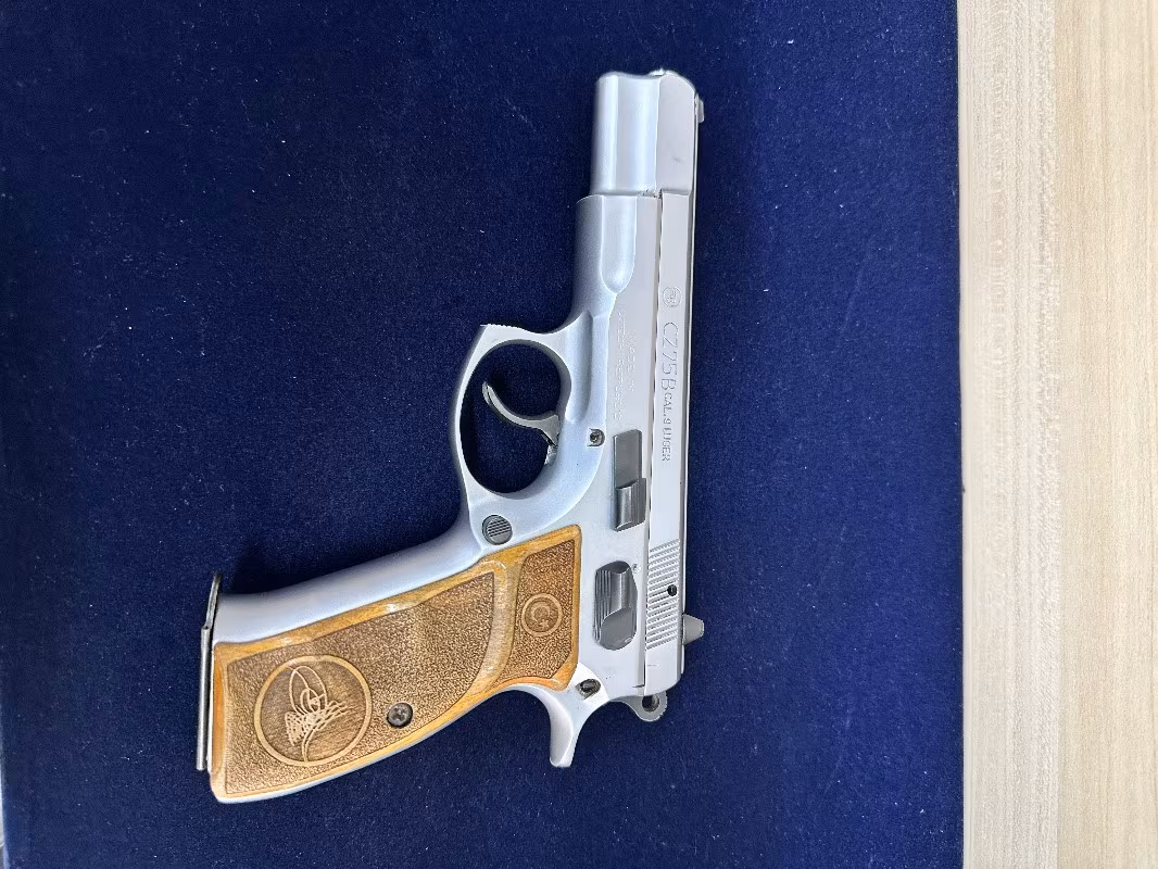 ORJİNAL KUTUSUNDA SERTİFİKALI 0 AYARINDA KROMLU CZ 75 B