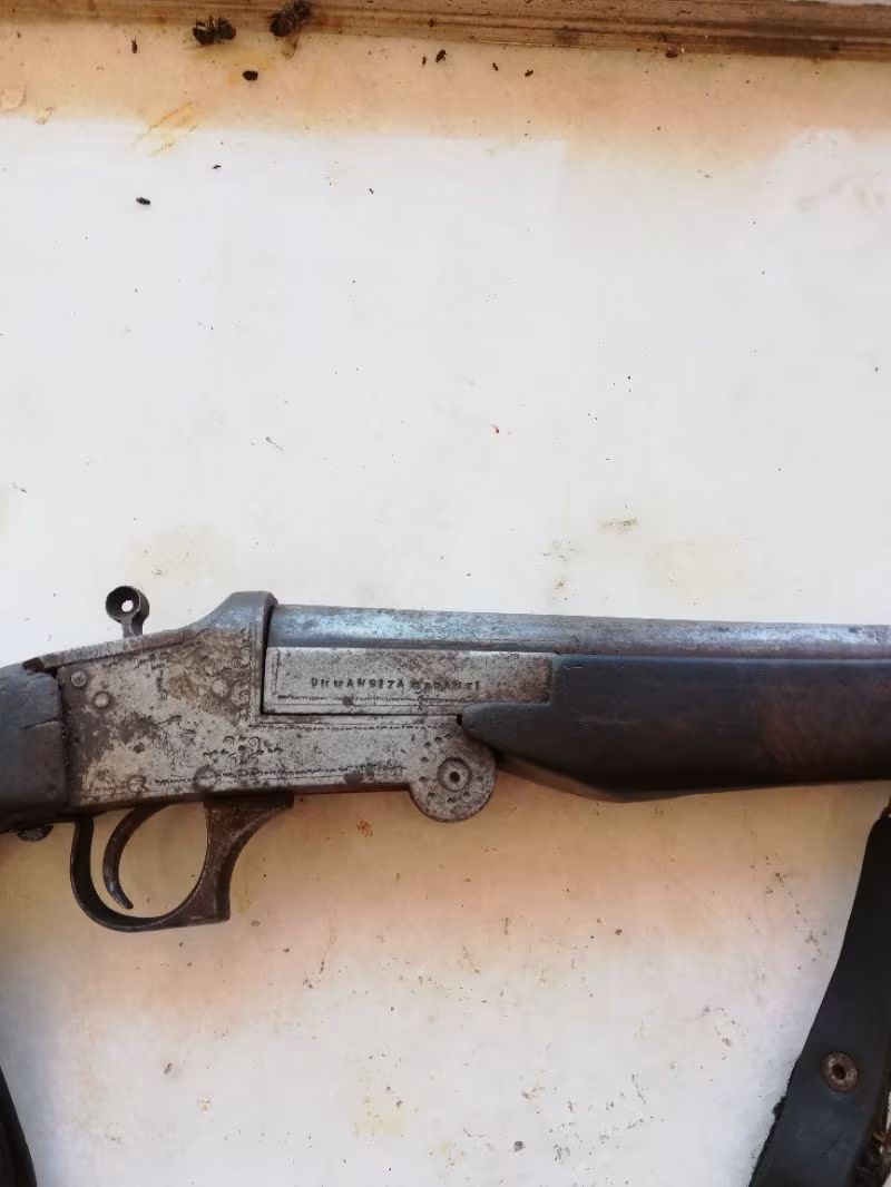 Antika değerinde kısa tek kırma