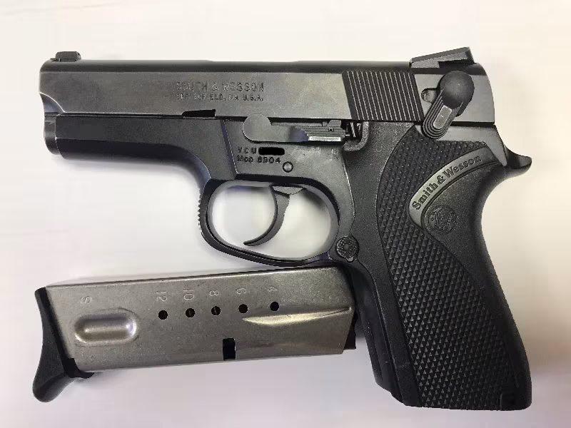 SMITH WESSON 6904 ÇOK TEMİZ
