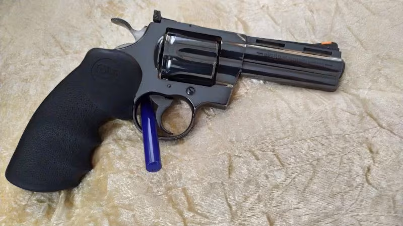 Colt phyton
