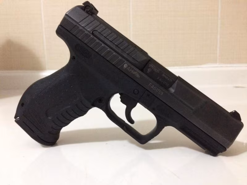 WALTHER P99 AS