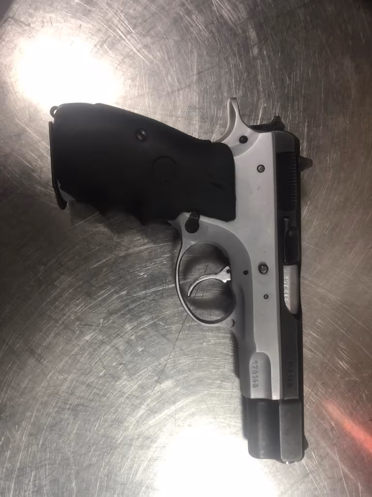 Emekli Emmiyet Mensubundan satılık cz75