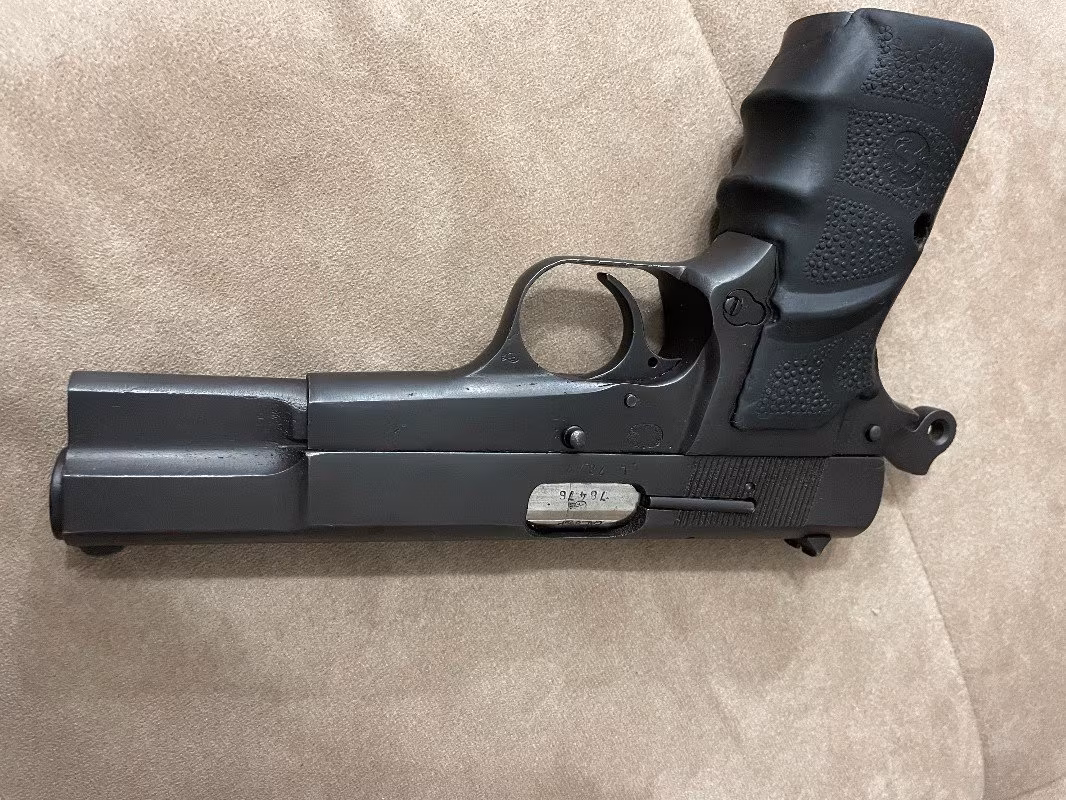 Memurdan taşıma ruhsatlı browning