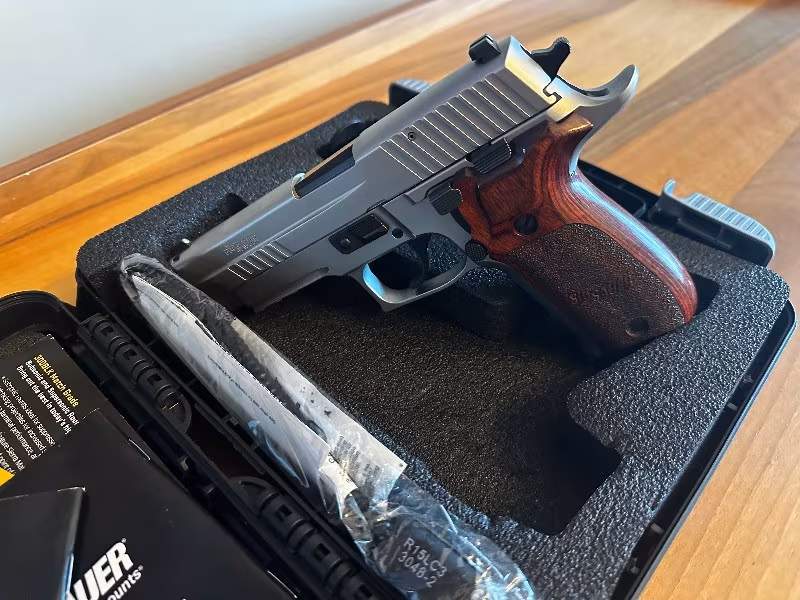 SIFIR KULLANILMAMIŞ P226