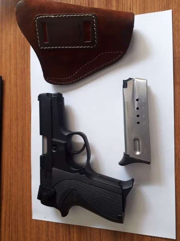 Sahibinden temiz Smith Wesson 6904