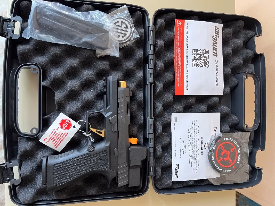 SIG SAUER P320 Romeo 1 Pro nişangahlı