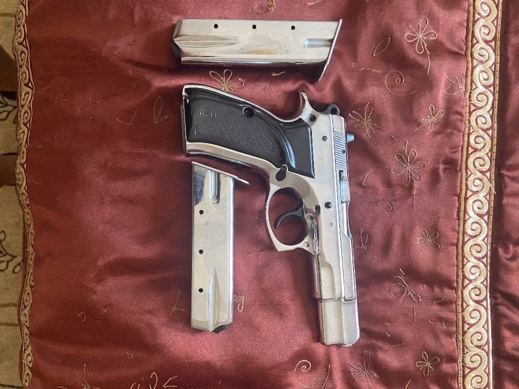 Emekli kamu görevlisinden