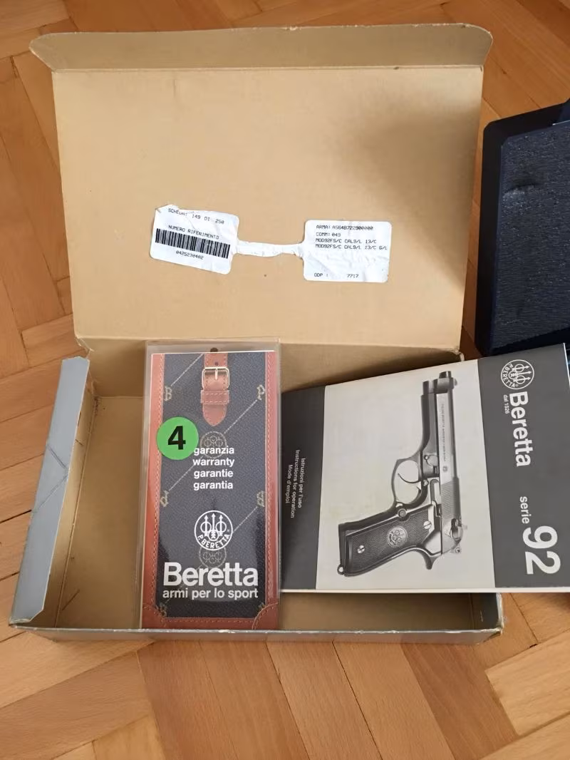 BERETTA F92 COMPACT
