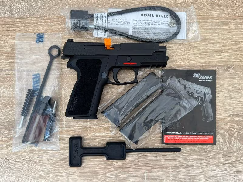 SIG SAUER P229 (15+1)