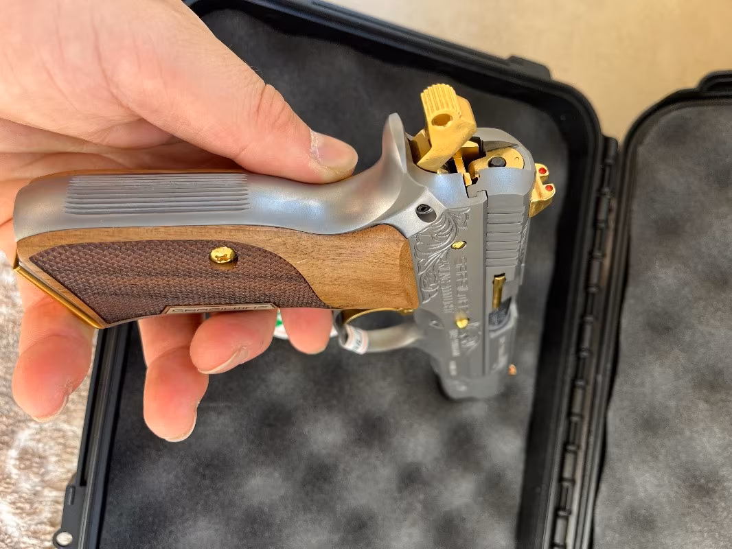 Sıfır altın işlemeli kılınç 2000