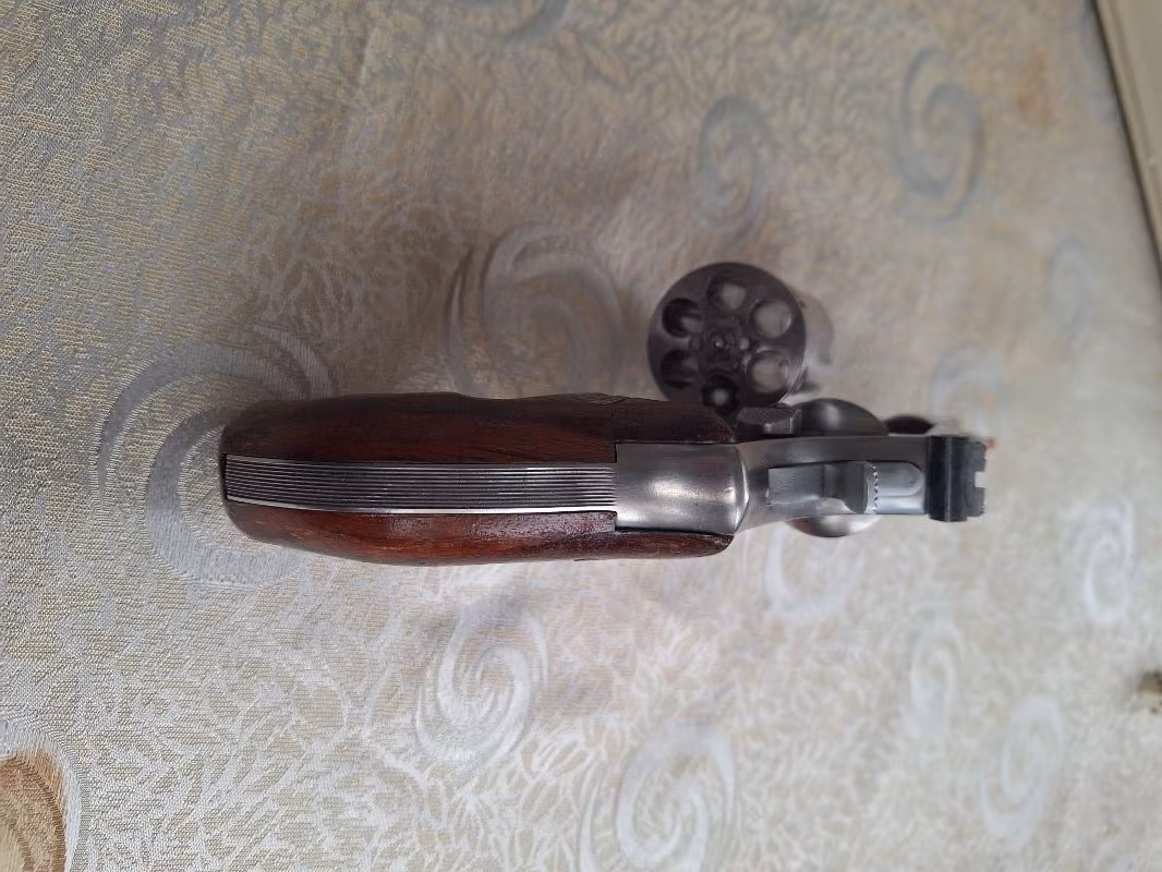 Temiz Smith Wesson 357 MAGNUM