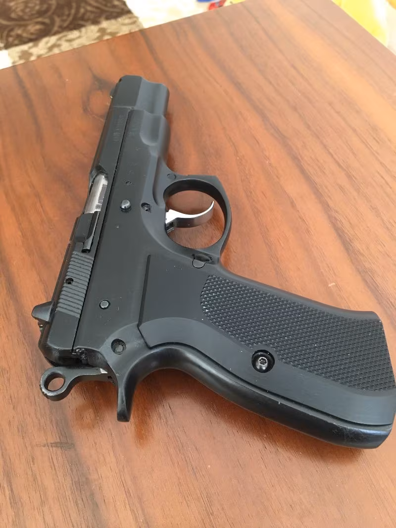 CZ 75 B